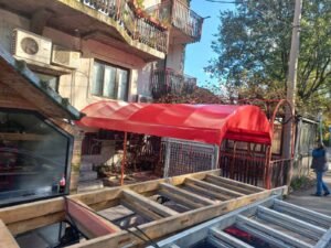 Prekrivka za vozila – zaštita od sunca, kiše i snega
